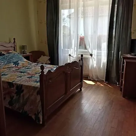 Pavillon Des Annees 70 Sommervieu